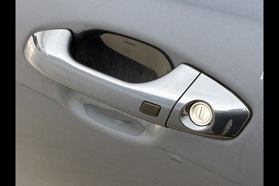 Kia Stonic 1.0 T-GDi DynamicPlusLine (NAVIGATIE, CARPLAY, CAMERA, CLIMA, TREKHAAK, GOED ONDERHOUDEN)