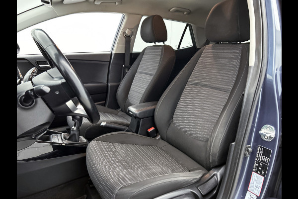 Kia Stonic 1.0 T-GDi DynamicPlusLine (NAVIGATIE, CARPLAY, CAMERA, CLIMA, TREKHAAK, GOED ONDERHOUDEN)