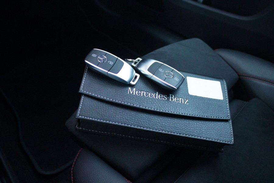 Mercedes-Benz A-Klasse 180 BUSINESS SOLUTION AMG | PANORAMA SCHUIF/KANTEL DAK | SFEER VERLICHTING | ELEKTRISCH VERSTELBARE VOORSTOELEN MET GEHEUGEN FUNCTIE | STOEL VERWARMING OP BEIDE VOORSTOELEN | MULTIBEAM LED KOPLAMPEN | ACHTERUITRIJ CAMERA | APPLE CARPLAY/ANDROID AUTO | NAVIGATIE | KEYLESS GO | CRUISE CONTROL | NIGHT PAKKET | VERKEERSLICHTEN WEERGAVE | 17" LICHTMETALEN VELGEN AMG | HEMELBEKLEDING ZWART | MBUX MULTIMEDIA SYSTEEM | SPORTSTOELEN | PARKEERSENSOREN VOOR + ACHTER |