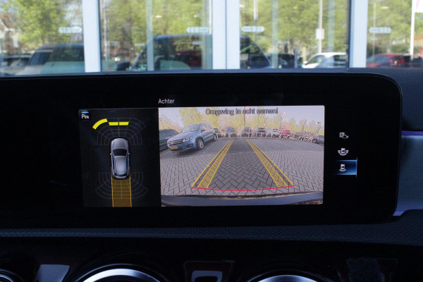 Mercedes-Benz A-Klasse 180 BUSINESS SOLUTION AMG | PANORAMA SCHUIF/KANTEL DAK | SFEER VERLICHTING | ELEKTRISCH VERSTELBARE VOORSTOELEN MET GEHEUGEN FUNCTIE | STOEL VERWARMING OP BEIDE VOORSTOELEN | MULTIBEAM LED KOPLAMPEN | ACHTERUITRIJ CAMERA | APPLE CARPLAY/ANDROID AUTO | NAVIGATIE | KEYLESS GO | CRUISE CONTROL | NIGHT PAKKET | VERKEERSLICHTEN WEERGAVE | 17" LICHTMETALEN VELGEN AMG | HEMELBEKLEDING ZWART | MBUX MULTIMEDIA SYSTEEM | SPORTSTOELEN | PARKEERSENSOREN VOOR + ACHTER |