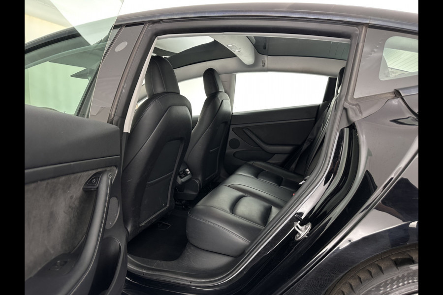 Tesla Model 3 Standard RWD Plus 60 kWh [ 3-Fase ] {SOH-87%} (INCL-BTW) Aut. *PANO | AUTOPILOT | LEATHER | KEYLESS | FULL-LED | MEMORY-PACK | TOPVIEW | DAB | CARPLAY | DIGI-COCKPIT | LANE-ASSIST | COMFORTSEATS | 19"ALU*