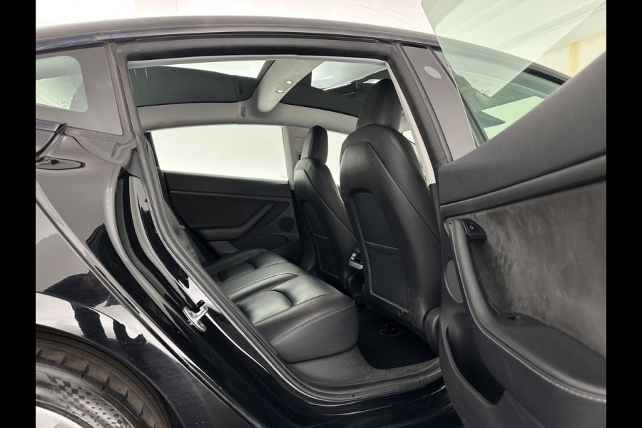 Tesla Model 3 Standard RWD Plus 60 kWh [ 3-Fase ] {SOH-87%} (INCL-BTW) Aut. *PANO | AUTOPILOT | LEATHER | KEYLESS | FULL-LED | MEMORY-PACK | TOPVIEW | DAB | CARPLAY | DIGI-COCKPIT | LANE-ASSIST | COMFORTSEATS | 19"ALU*