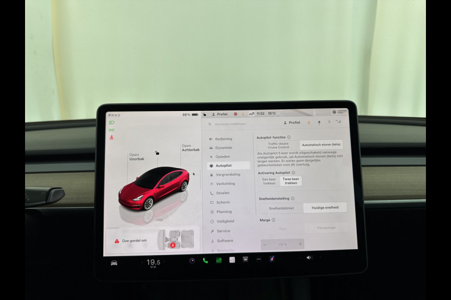 Tesla Model 3 Standard RWD Plus 60 kWh [ 3-Fase ] {SOH-87%} (INCL-BTW) Aut. *PANO | AUTOPILOT | LEATHER | KEYLESS | FULL-LED | MEMORY-PACK | TOPVIEW | DAB | CARPLAY | DIGI-COCKPIT | LANE-ASSIST | COMFORTSEATS | 19"ALU*