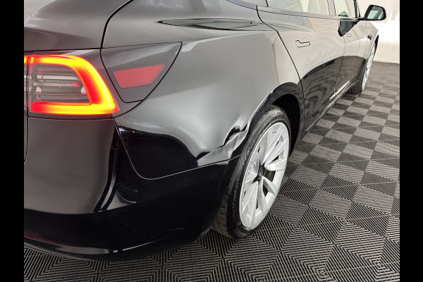 Tesla Model 3 Standard RWD Plus 60 kWh [ 3-Fase ] {SOH-87%} (INCL-BTW) Aut. *PANO | AUTOPILOT | LEATHER | KEYLESS | FULL-LED | MEMORY-PACK | TOPVIEW | DAB | CARPLAY | DIGI-COCKPIT | LANE-ASSIST | COMFORTSEATS | 19"ALU*