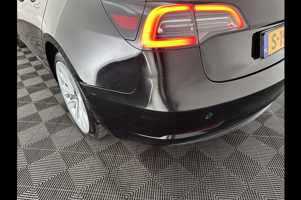 Tesla Model 3 Standard RWD Plus 60 kWh [ 3-Fase ] {SOH-87%} (INCL-BTW) Aut. *PANO | AUTOPILOT | LEATHER | KEYLESS | FULL-LED | MEMORY-PACK | TOPVIEW | DAB | CARPLAY | DIGI-COCKPIT | LANE-ASSIST | COMFORTSEATS | 19"ALU*