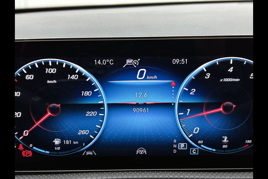 Mercedes-Benz A-Klasse 180 Business Solution Luxury (SFEERVERLICHTING, CAMERA, STOELVERWARMING, 1e EIGENAAR, GOED ONDERHOUDEN)