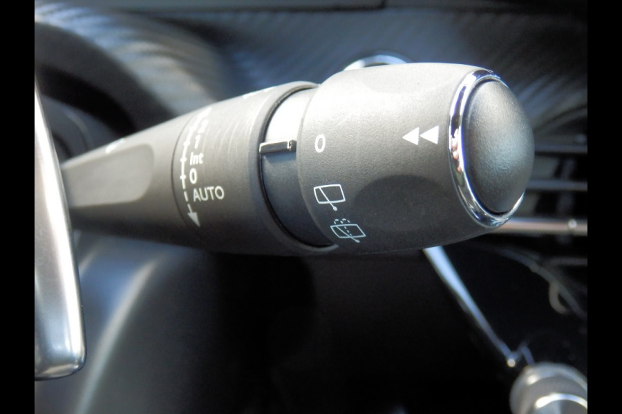 Peugeot 208 1.2 Hybide 145 GT-line I Automaat I