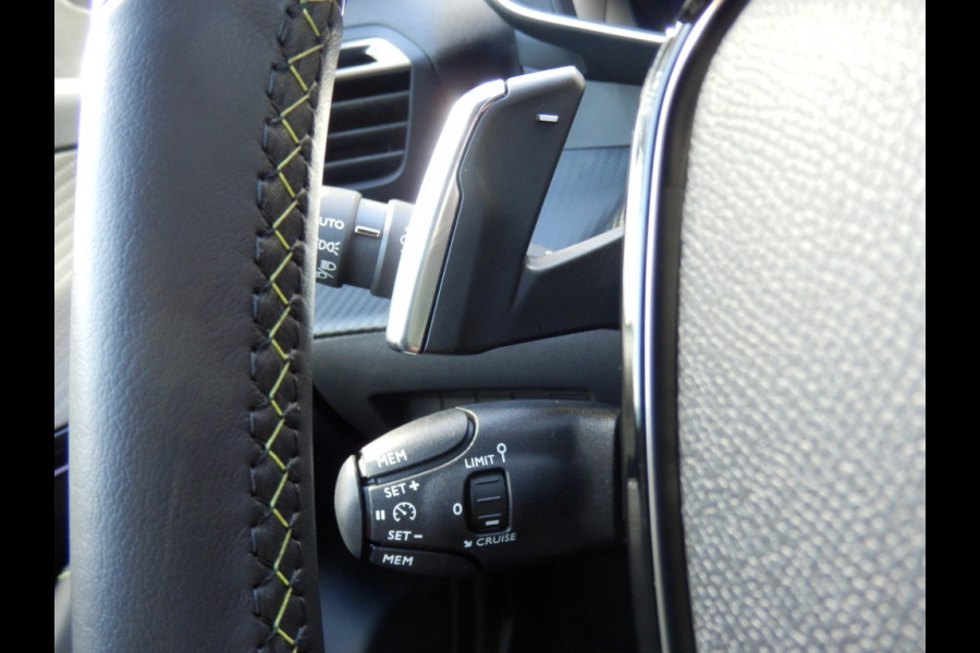 Peugeot 208 1.2 Hybide 145 GT-line I Automaat I