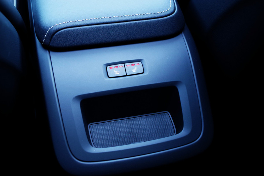 Volvo XC60 2.0 T8 Plug-in-hybrid AWD 456 PK Polestar Engineered, Panoramadak, Trekhaak, B&W Sound, Memory, 360 Camera