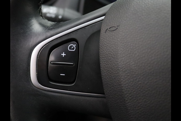 Renault Clio Estate TCe Intens 90pk Camera | Cruise | Navi | Parkeersens. v+a