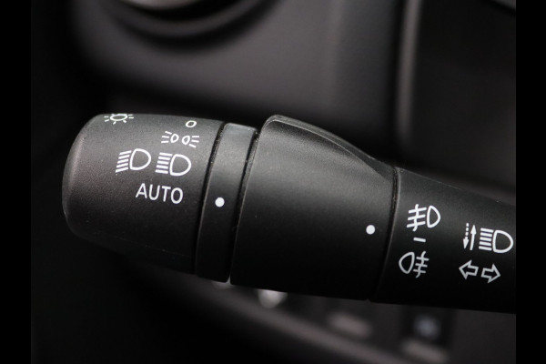 Renault Clio Estate TCe Intens 90pk Camera | Cruise | Navi | Parkeersens. v+a