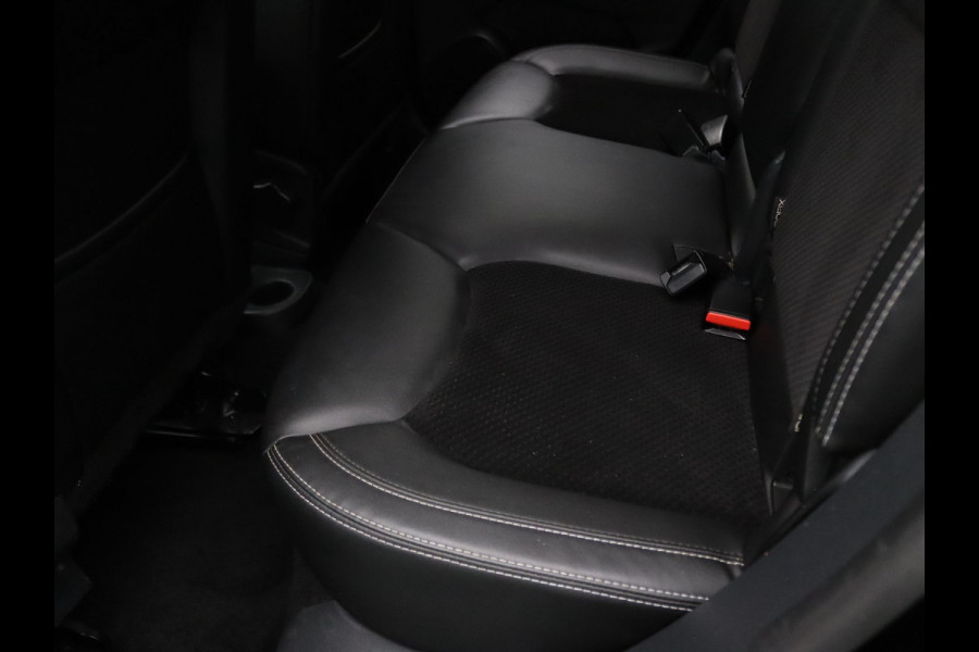 Renault Clio Estate TCe Intens 90pk Camera | Cruise | Navi | Parkeersens. v+a