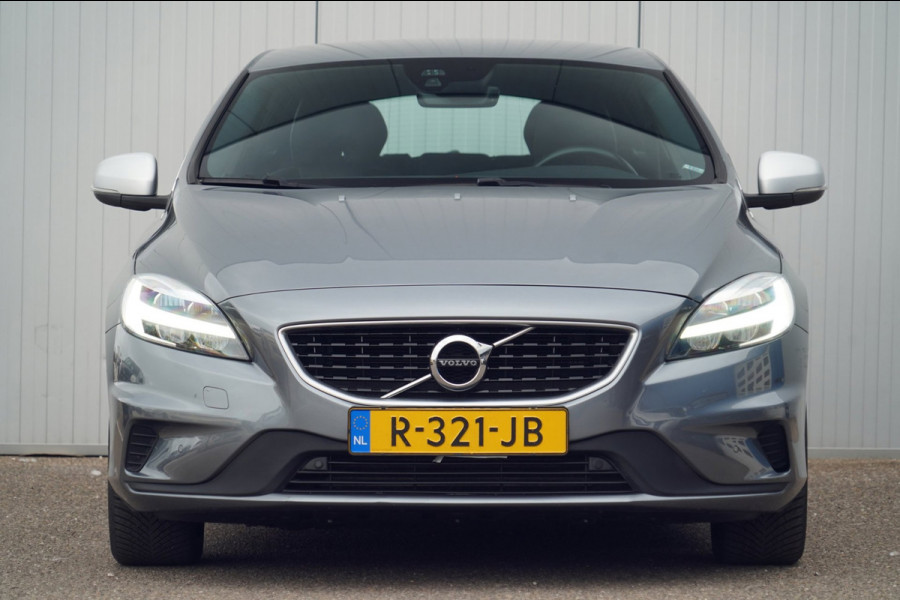 Volvo V40 2.0 T2 R-Design / Trekhaak / Navi / Cruise / Climate / Stoelverw. / Leer - Alcantara
