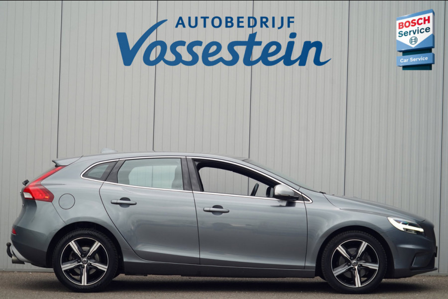 Volvo V40 2.0 T2 R-Design / Trekhaak / Navi / Cruise / Climate / Stoelverw. / Leer - Alcantara
