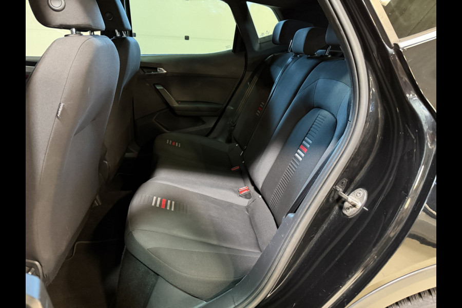 Seat Arona 1.0 TSI FR Business Intense | Camera | Adaptive cruise | Carplay | Sfeerverlichting | Dodehoek detectie