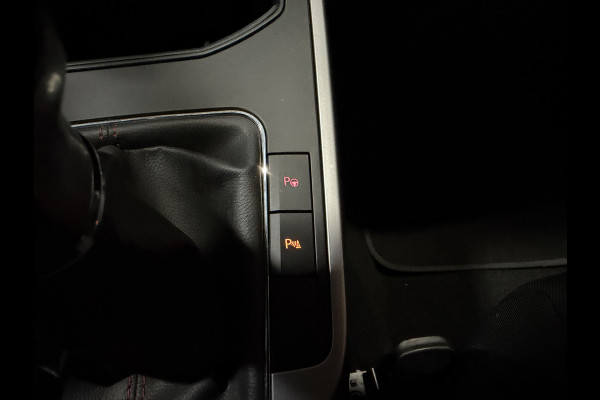 Seat Arona 1.0 TSI FR Business Intense | Camera | Adaptive cruise | Carplay | Sfeerverlichting | Dodehoek detectie