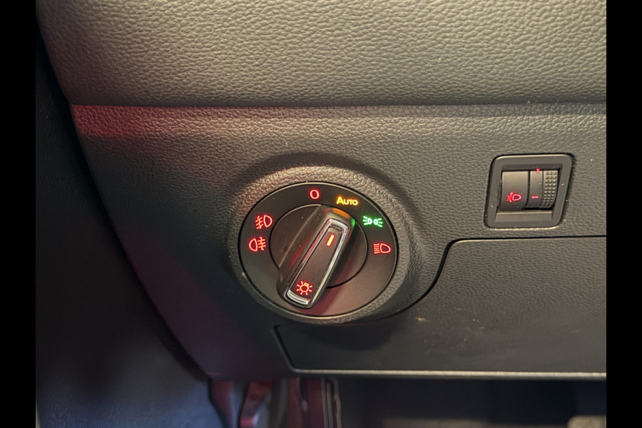 Seat Arona 1.0 TSI FR Business Intense | Camera | Adaptive cruise | Carplay | Sfeerverlichting | Dodehoek detectie