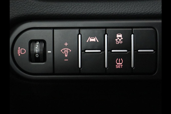 Kia Ceed 1.0 T-GDi MHEV DynamicLine | Origineel NL | Automaat | Carplay | Camera | Adaptive cruise | Navigatie | Full LED | Parkeerhulp | DAB | Climate control | Bluetooth