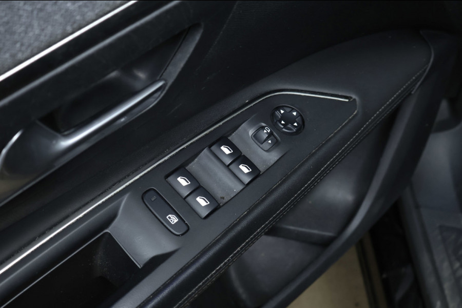 Peugeot 3008 1.2 PureTech Allure Sport (APPLE CARPLAY,NAVI,CAMERA,360 VIEW,CLIMATE,CRUISE,GETINT,LED,SPORTSTOELEN,LM VELGEN)
