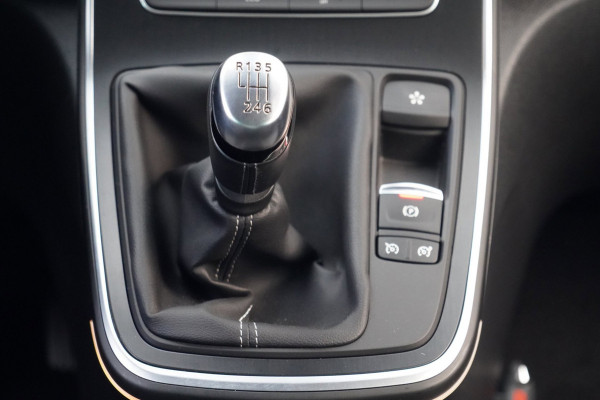 Renault Grand Scénic 1.3 TCe Intens 7p. / 1e Eigenaar / 117dkm NAP / Camera / Navi / Climate / Cruise