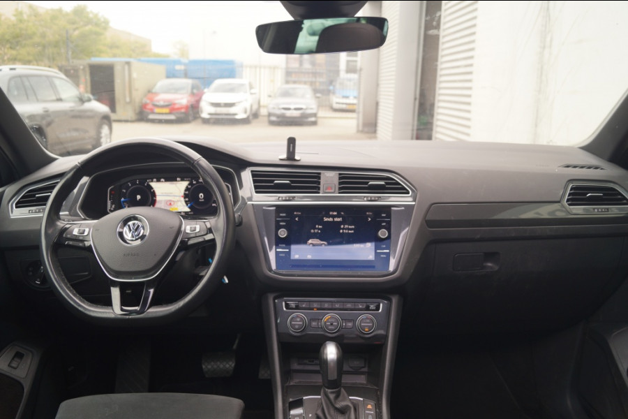 Volkswagen Tiguan 1.5 TSI 150pk DSG R-Line Highline Business -PANO-LED-ECC-