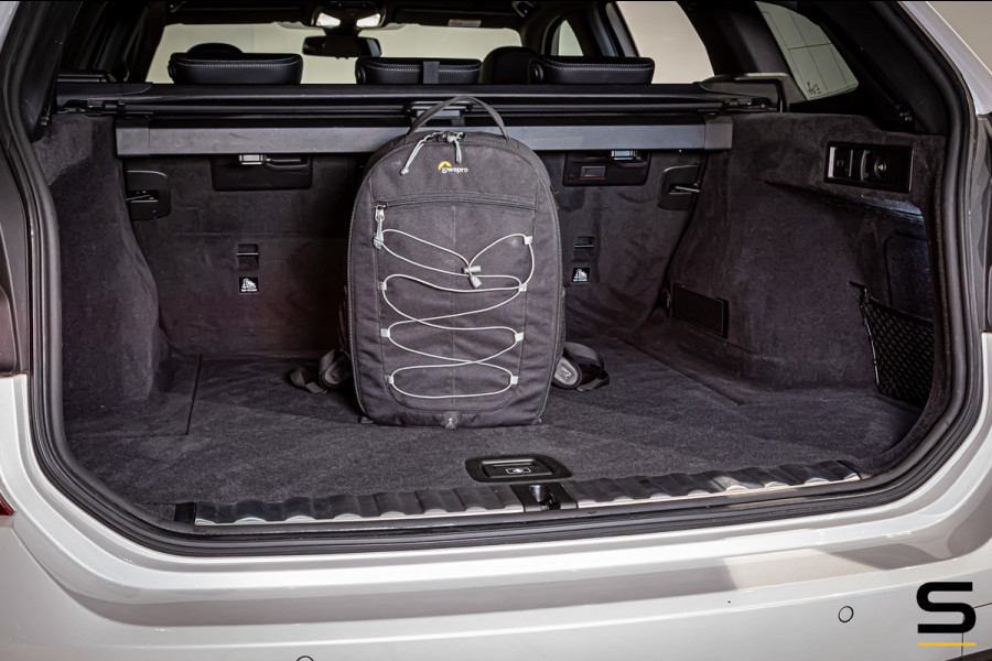 BMW 3 Serie Touring 318i M-sport|E-trekhaak|Leder|NAP|Cam|