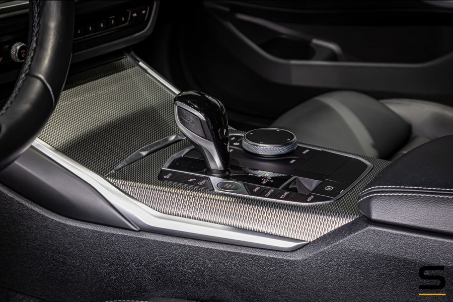 BMW 3 Serie Touring 318i M-sport|E-trekhaak|Leder|NAP|Cam|