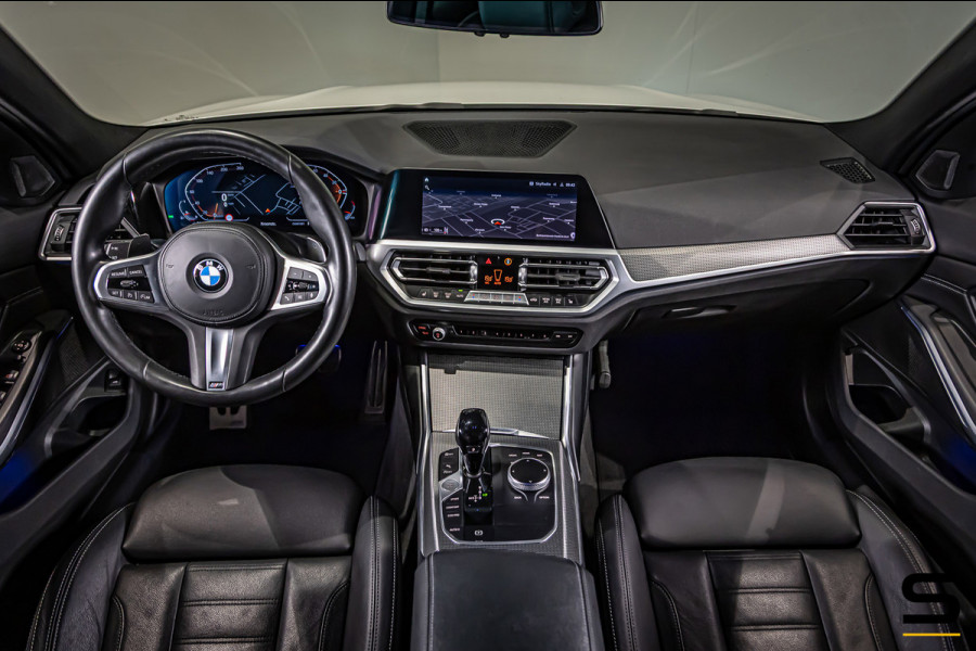 BMW 3 Serie Touring 318i M-sport|E-trekhaak|Leder|NAP|Cam|