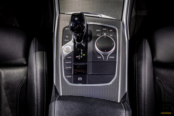 BMW 3 Serie Touring 318i M-sport|E-trekhaak|Leder|NAP|Cam|