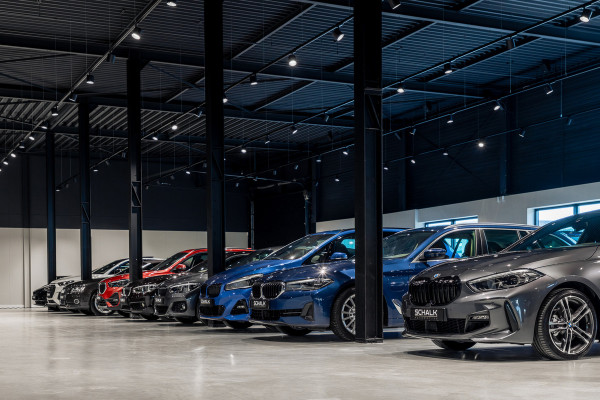 BMW 3 Serie Touring 318i M-sport|E-trekhaak|Leder|NAP|Cam|