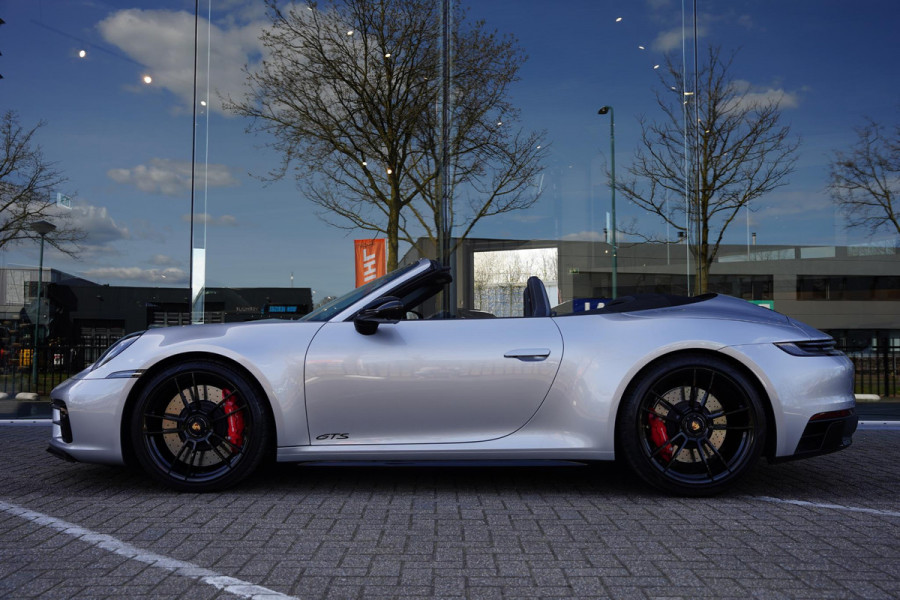 Porsche 911 992 Cabriolet 3.0 Carrera 4 GTS / NL-Auto / Sport Design / Lifting / Sportuitlaat
