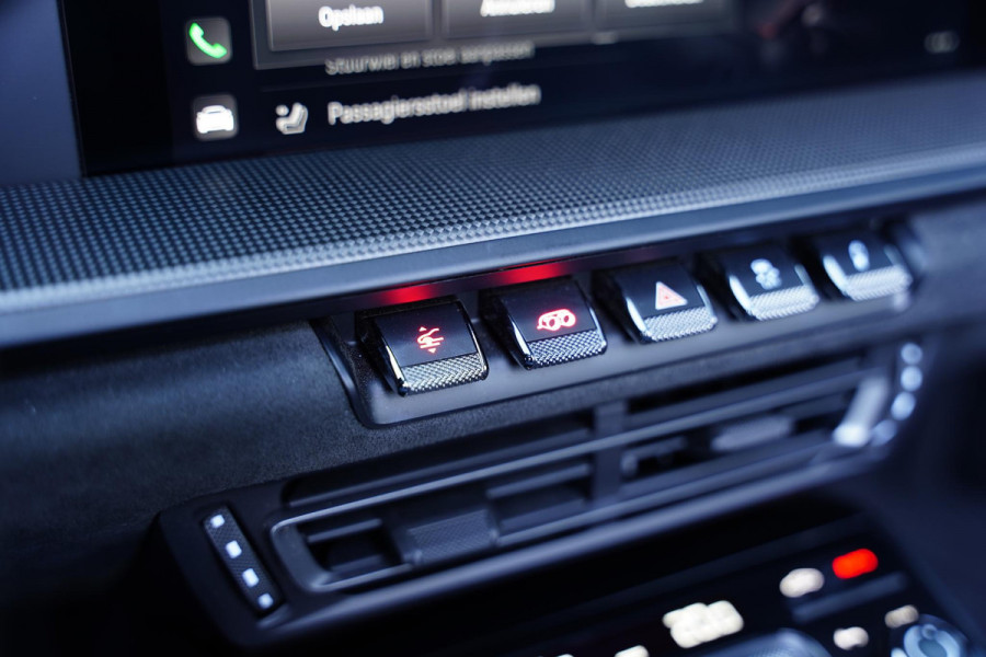 Porsche 911 992 Cabriolet 3.0 Carrera 4 GTS / NL-Auto / Sport Design / Lifting / Sportuitlaat