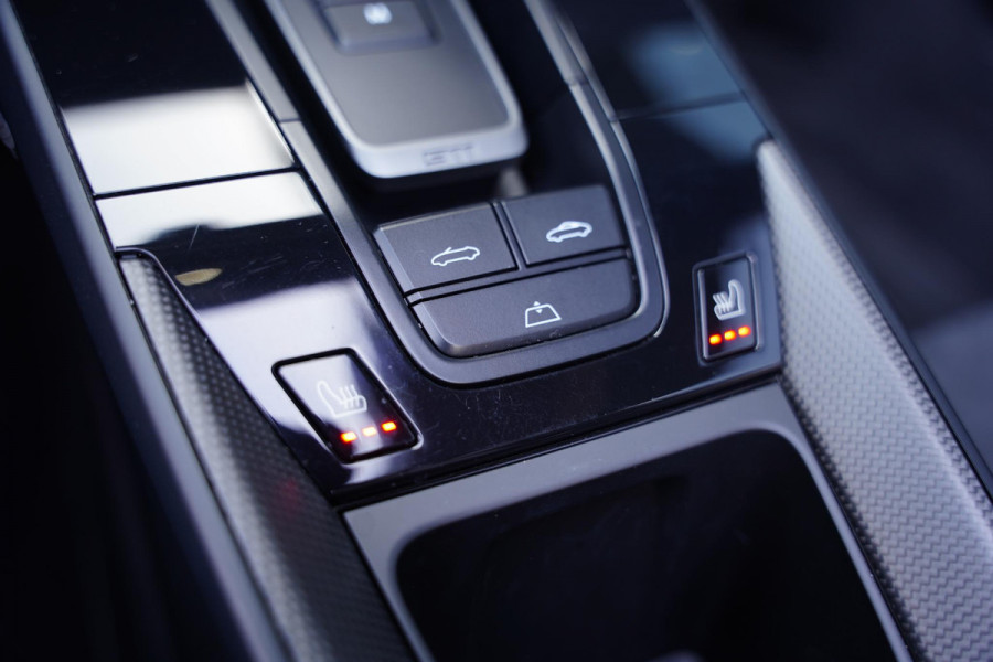 Porsche 911 992 Cabriolet 3.0 Carrera 4 GTS / NL-Auto / Sport Design / Lifting / Sportuitlaat