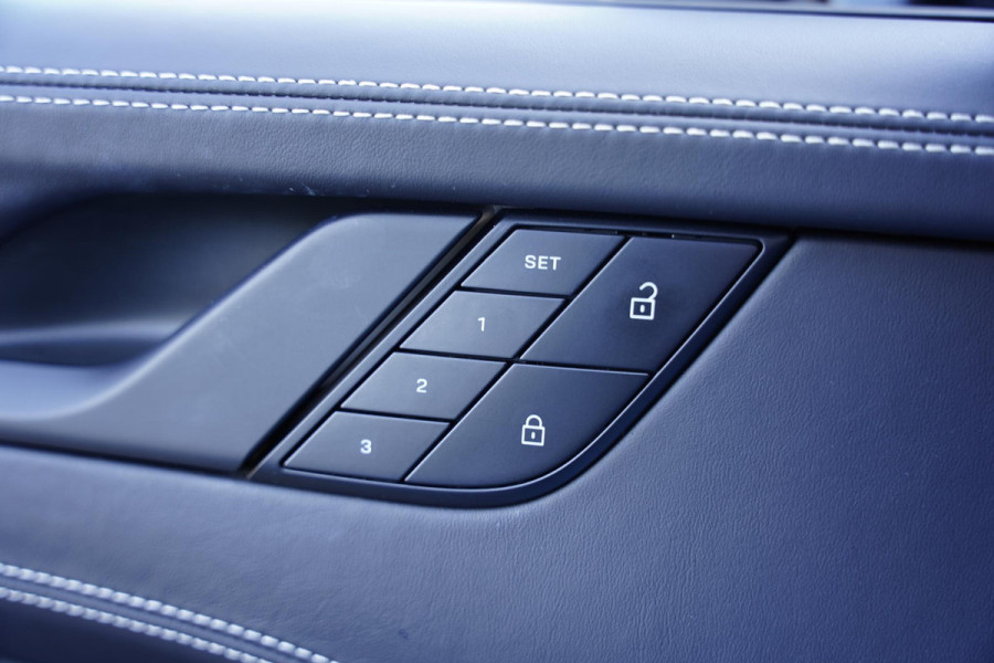 Porsche 911 992 Cabriolet 3.0 Carrera 4 GTS / NL-Auto / Sport Design / Lifting / Sportuitlaat