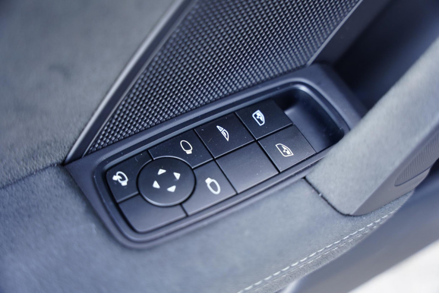 Porsche 911 992 Cabriolet 3.0 Carrera 4 GTS / NL-Auto / Sport Design / Lifting / Sportuitlaat