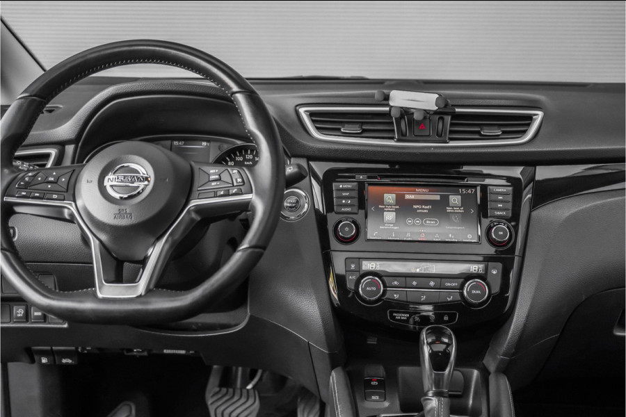 Nissan QASHQAI 1.3 DIG-T N-Connecta Pano Automaat 360° 18"