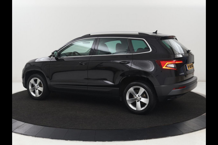 Škoda Karoq 1.5 TSI Business Edition Plus | Stoelverwarming | Adaptive cruise | Camera | Achterbankverwarming | Carplay | Navigatie | Full LED | Virtual Cockpit | Climate control | Bluetooth