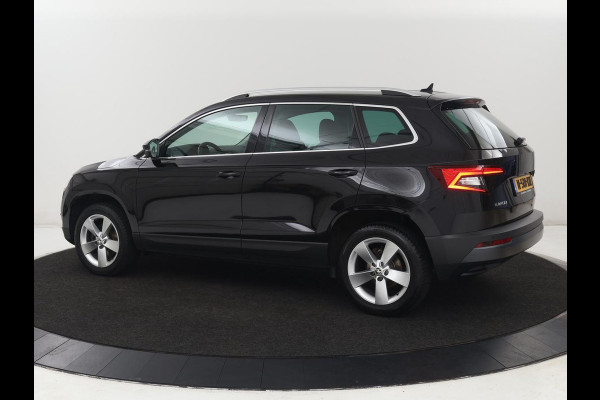 Škoda Karoq 1.5 TSI Business Edition Plus | Stoelverwarming | Adaptive cruise | Camera | Achterbankverwarming | Carplay | Navigatie | Full LED | Virtual Cockpit | Climate control | Bluetooth