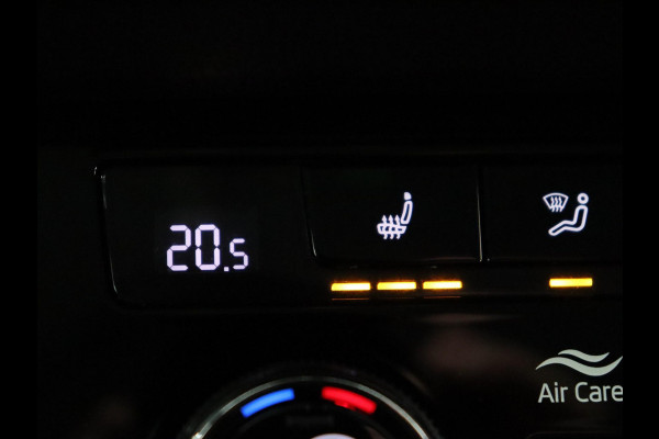 Škoda Karoq 1.5 TSI Business Edition Plus | Stoelverwarming | Adaptive cruise | Camera | Achterbankverwarming | Carplay | Navigatie | Full LED | Virtual Cockpit | Climate control | Bluetooth
