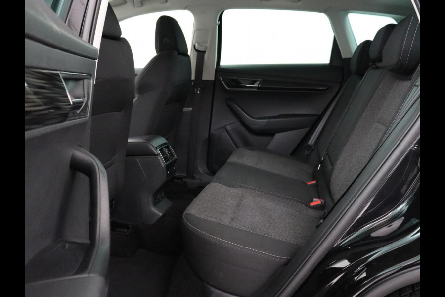 Škoda Karoq 1.5 TSI Business Edition Plus | Stoelverwarming | Adaptive cruise | Camera | Achterbankverwarming | Carplay | Navigatie | Full LED | Virtual Cockpit | Climate control | Bluetooth