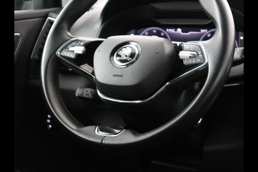 Škoda Karoq 1.5 TSI Business Edition Plus | Stoelverwarming | Adaptive cruise | Camera | Achterbankverwarming | Carplay | Navigatie | Full LED | Virtual Cockpit | Climate control | Bluetooth