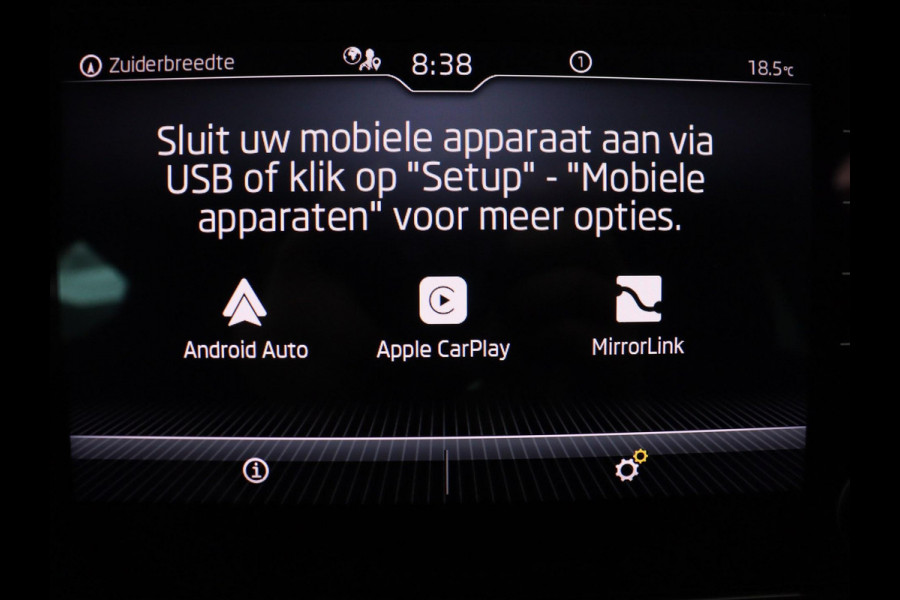Škoda Karoq 1.5 TSI Business Edition Plus | Stoelverwarming | Adaptive cruise | Camera | Achterbankverwarming | Carplay | Navigatie | Full LED | Virtual Cockpit | Climate control | Bluetooth