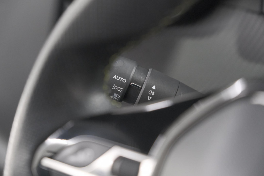 Peugeot 208 PureTech 100 GT-Line | Camera | Navigatie | Apple Carplay | Parkeersensoren