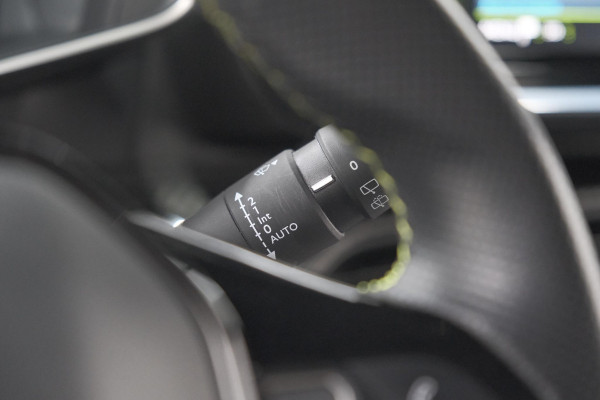Peugeot 208 PureTech 100 GT-Line | Camera | Navigatie | Apple Carplay | Parkeersensoren