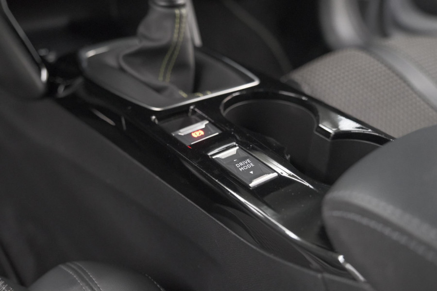Peugeot 208 PureTech 100 GT-Line | Camera | Navigatie | Apple Carplay | Parkeersensoren