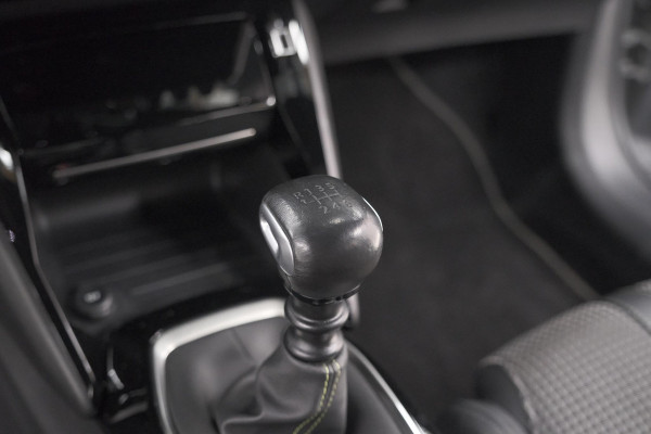 Peugeot 208 PureTech 100 GT-Line | Camera | Navigatie | Apple Carplay | Parkeersensoren