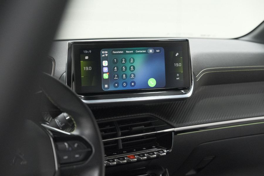 Peugeot 208 PureTech 100 GT-Line | Camera | Navigatie | Apple Carplay | Parkeersensoren