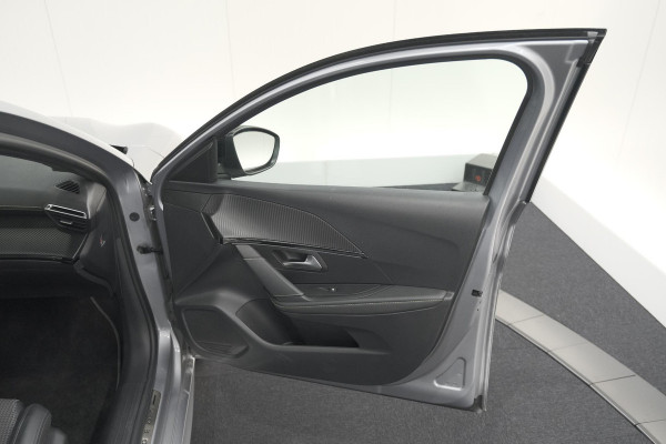 Peugeot 208 PureTech 100 GT-Line | Camera | Navigatie | Apple Carplay | Parkeersensoren