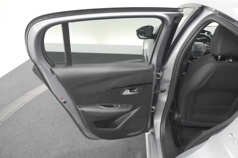 Peugeot 208 PureTech 100 GT-Line | Camera | Navigatie | Apple Carplay | Parkeersensoren