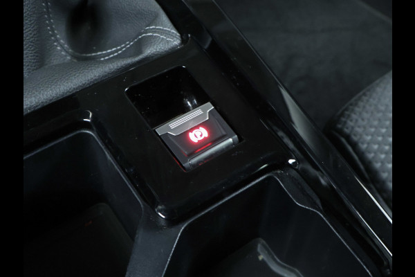 Opel Astra 1.2 Business Edition Sport (APPLE CARPLAY,NAVI,CAMERA,PDC,STOELVERWARMING,CLIMATE,CRUISE,GETINT,SPORTSTOELEN,LM VELGEN)